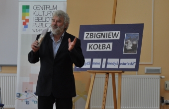 Zbigniew Kolba w trakcie spotkania autroskiego