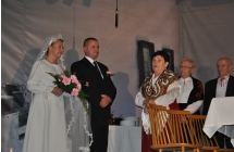 Błogosławieństwo młodych przed ślubem
