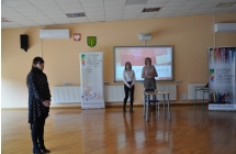 Dyrektor Malgorzatat Przygonska oraz panie prowadzace warsztaty