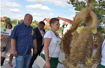 Mezczyzna ze skupionym wzrokiem