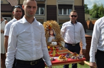 Mezczyzni z wiencem