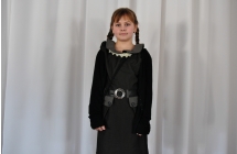 Dziewczynka w stroju filmowym 
