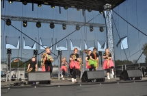 Dziewczęca grupa taneczna 