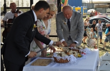 Dwoje mężczyzn i kobieta 