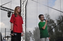 Duet wokalny na scenie 