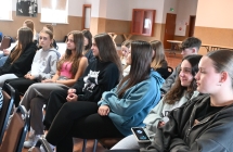 Kilkunastu uczestników wydarzenia 