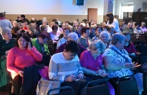 Publiczność koncertu z okazji Dnia Kobiet 