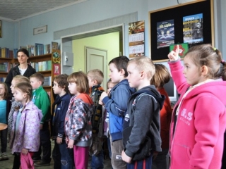 1366890136_0_przedszkolaki-w-bibliotece